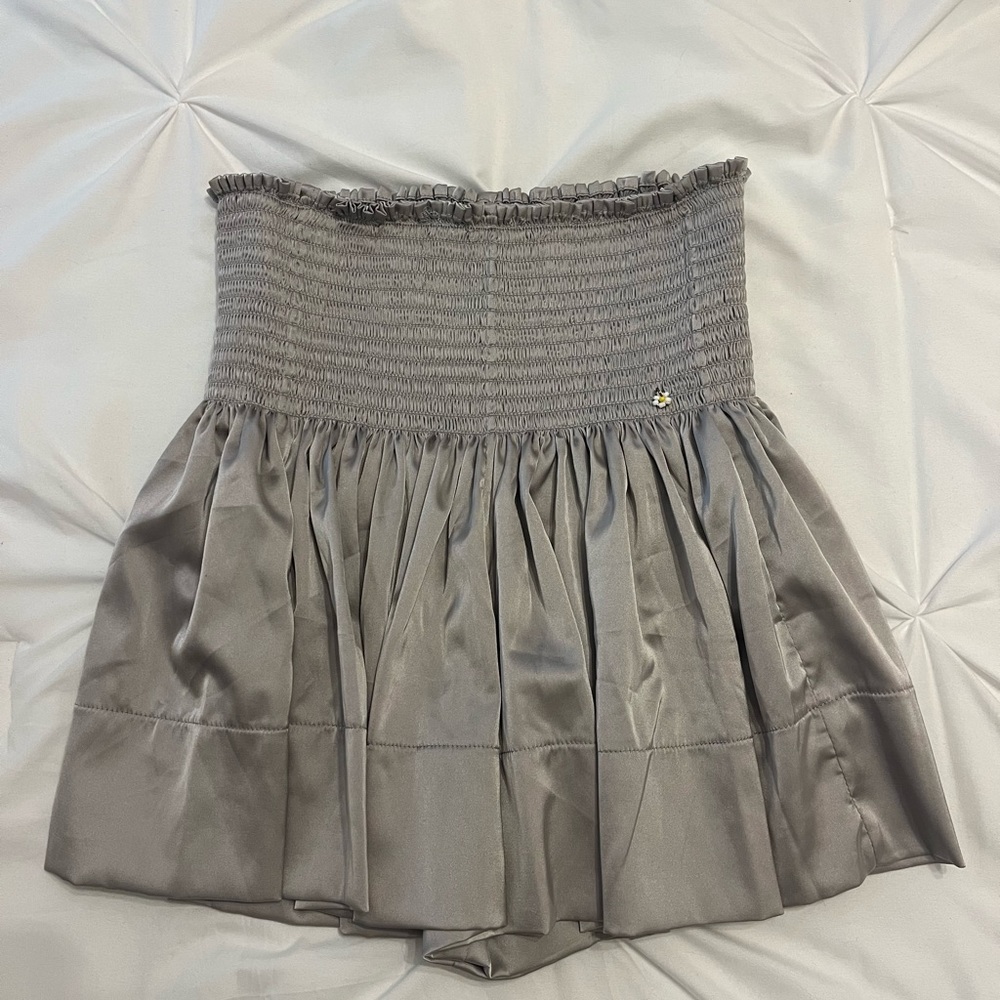 Natural life daisy skort XS silver